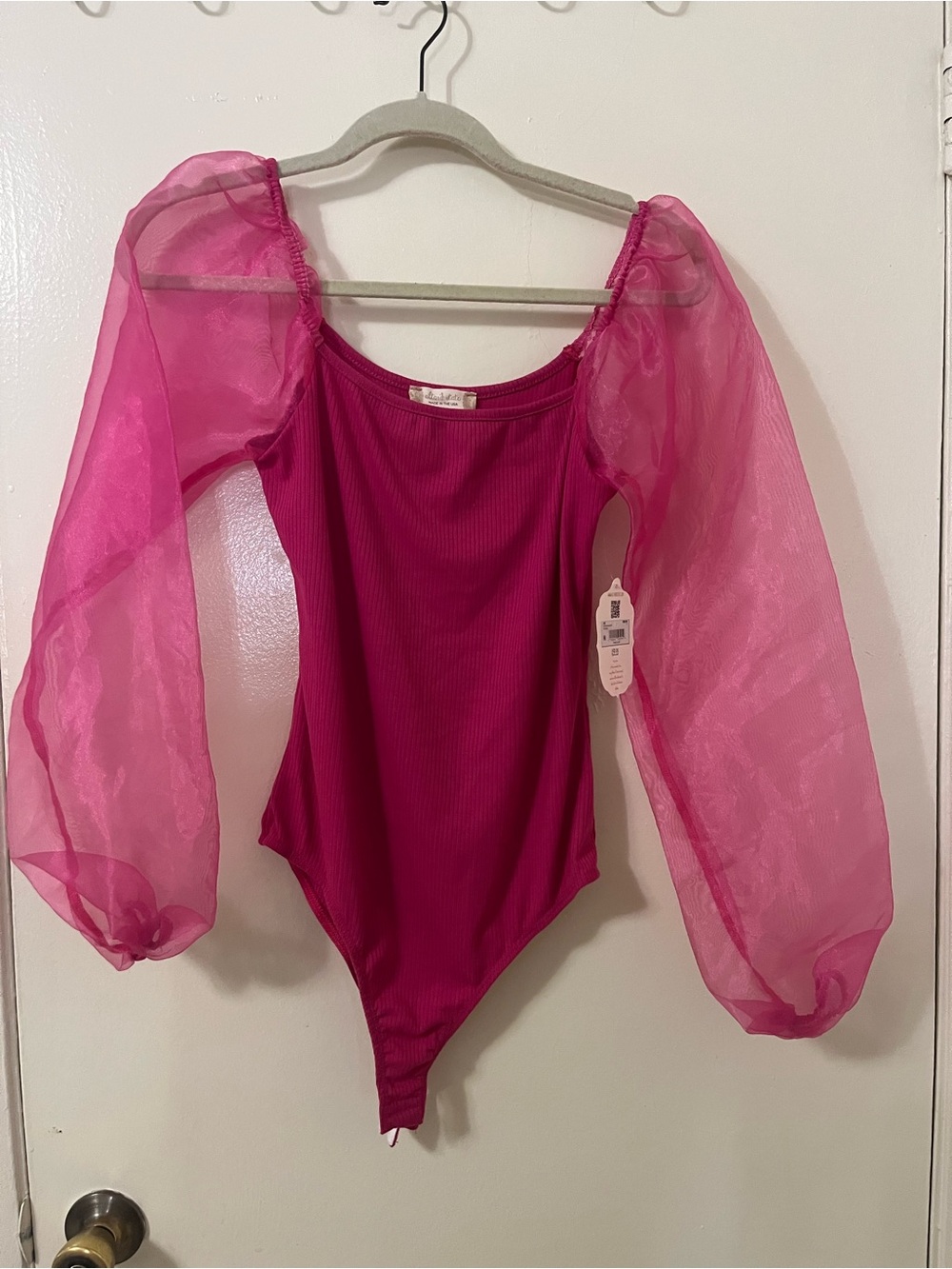 Altar'd State Fuchsia Sheer Sleeve Bodysuit size Medium